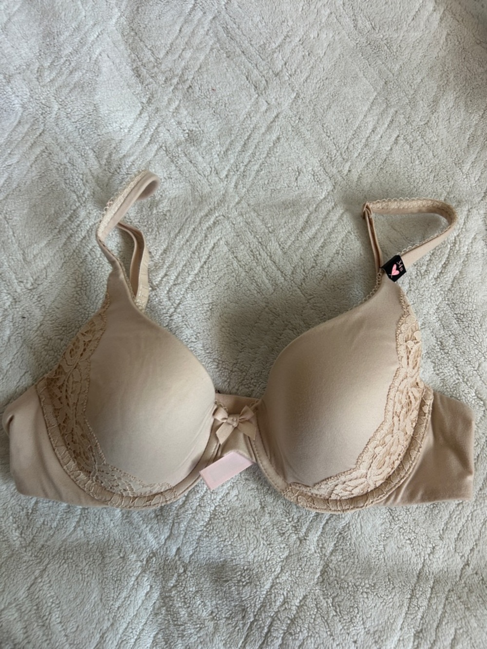 Victorias Secret. Perfect lined bra in 34B